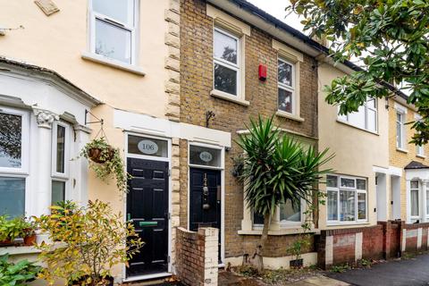 undefined, Stratford, E15