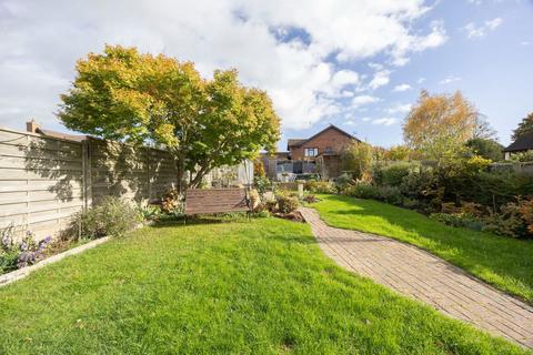 undefined, Bouncers Lane, Cheltenham GL52