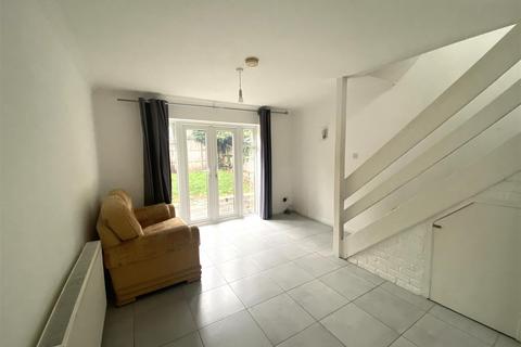 1 bedroom end of terrace house to rent, Sussex Place, Slough