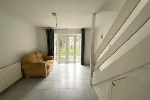 1 bedroom end of terrace house to rent, Sussex Place, Slough