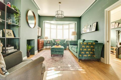 undefined, Bridgwater Drive, Westcliff-on-Sea SS0