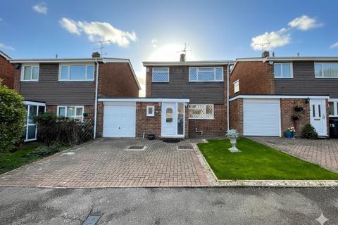 undefined, Brompton Close, Luton, Bedfordshire, LU3 3QU