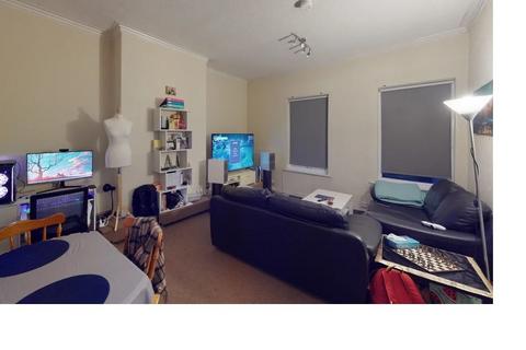 2 bedroom flat to rent, Belle Vue Road, Leeds LS3