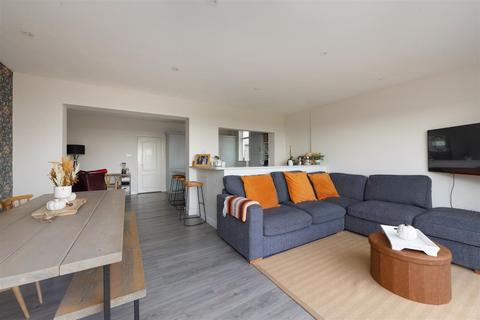 4 bedroom detached house for sale, The Broadway, Herne Bay