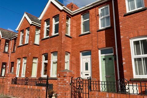 Hayston Avenue, Hakin, Milford Haven, Pembrokeshire, SA73