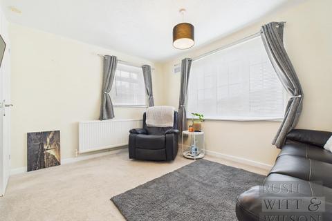 2 bedroom semi-detached house for sale, Wentworth Way, St. Leonards-On-Sea