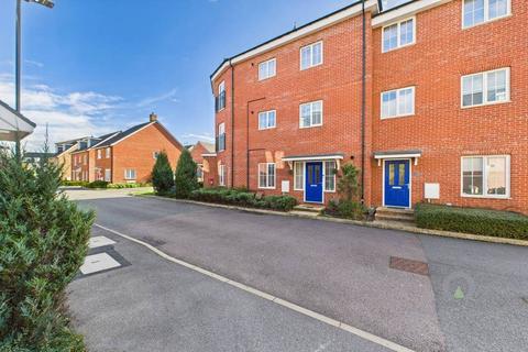 2 bedroom flat for sale, Foundry Drive, Buckinghamshire MK18