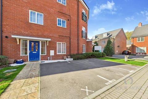 2 bedroom flat for sale, Foundry Drive, Buckinghamshire MK18