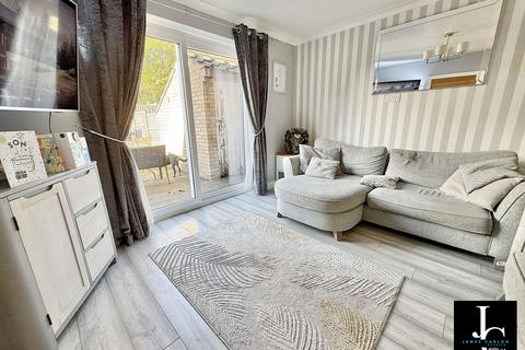 3 bedroom terraced house for sale, Dudmaston, Telford TF3