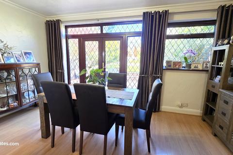 undefined, Hamilton Road, Cockfosters EN4