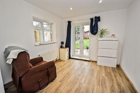 3 bedroom semi-detached house for sale, Milner Crescent, Canterbury CT3