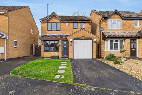 Clare Crescent, Towcester, NN12