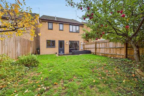 3 bedroom detached house for sale, Clare Crescent, Towcester, NN12