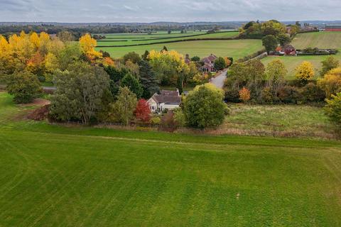 3 bedroom detached house for sale, Sutton Road, Tamworth B78