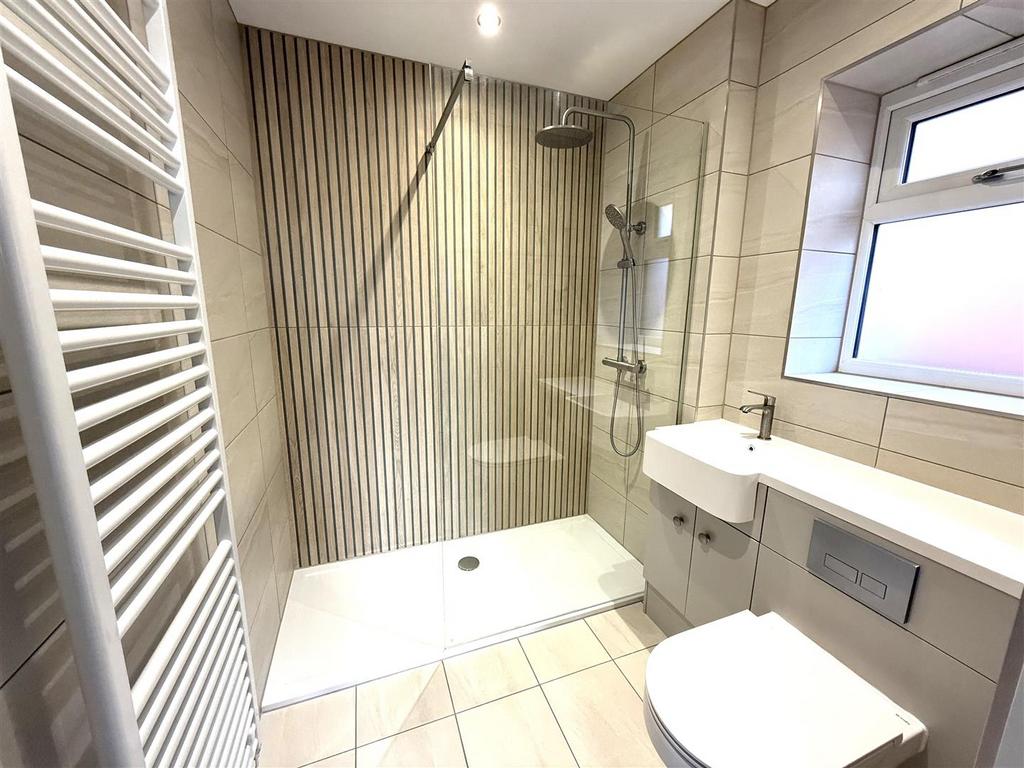 98 MR BATH.jpeg