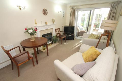 2 bedroom retirement property for sale, Matterdale Gardens, Barming, Maidstone