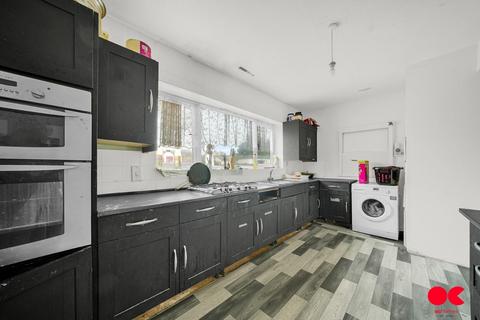 4 bedroom detached house for sale, Ernest Road, Hornchurch RM11