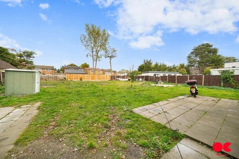 39 Ernest Road, Hornchurch, RM11 3JG