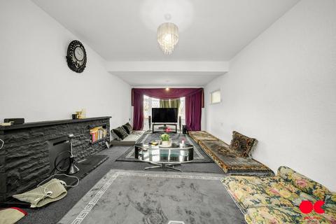 39 Ernest Road, Hornchurch, RM11 3JG
