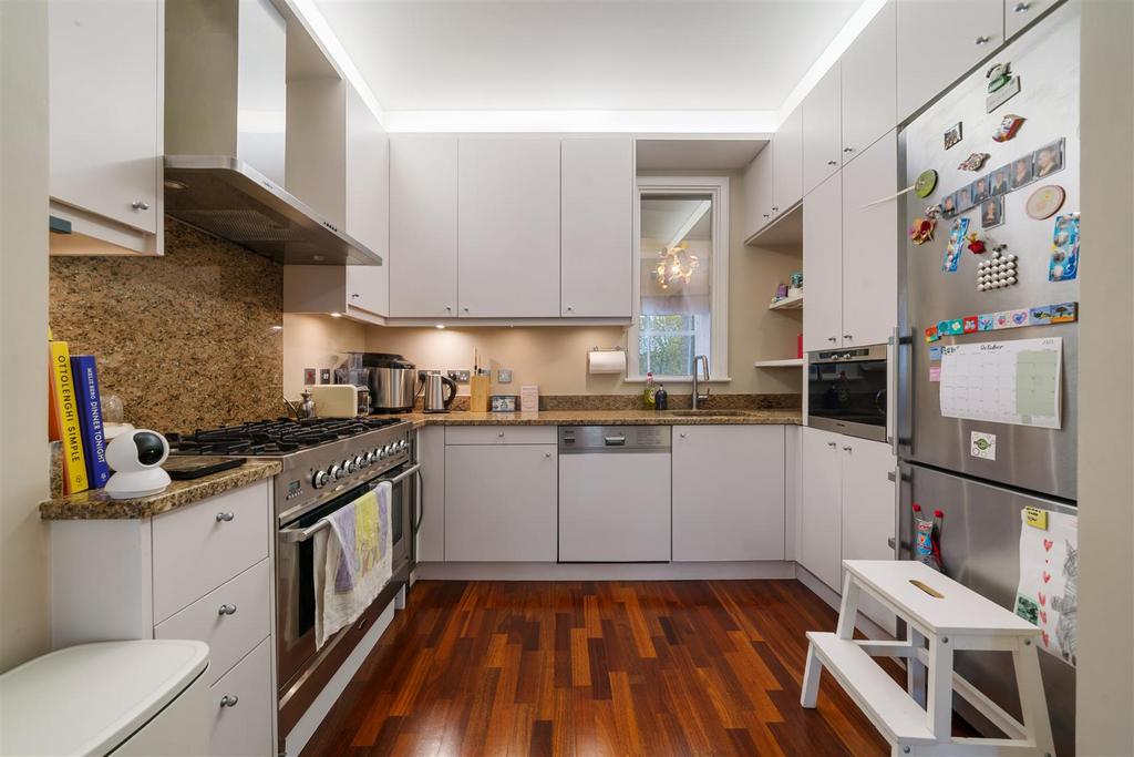 Flat 25, Castellain Mansions W9 1 HE-No Watermark-8