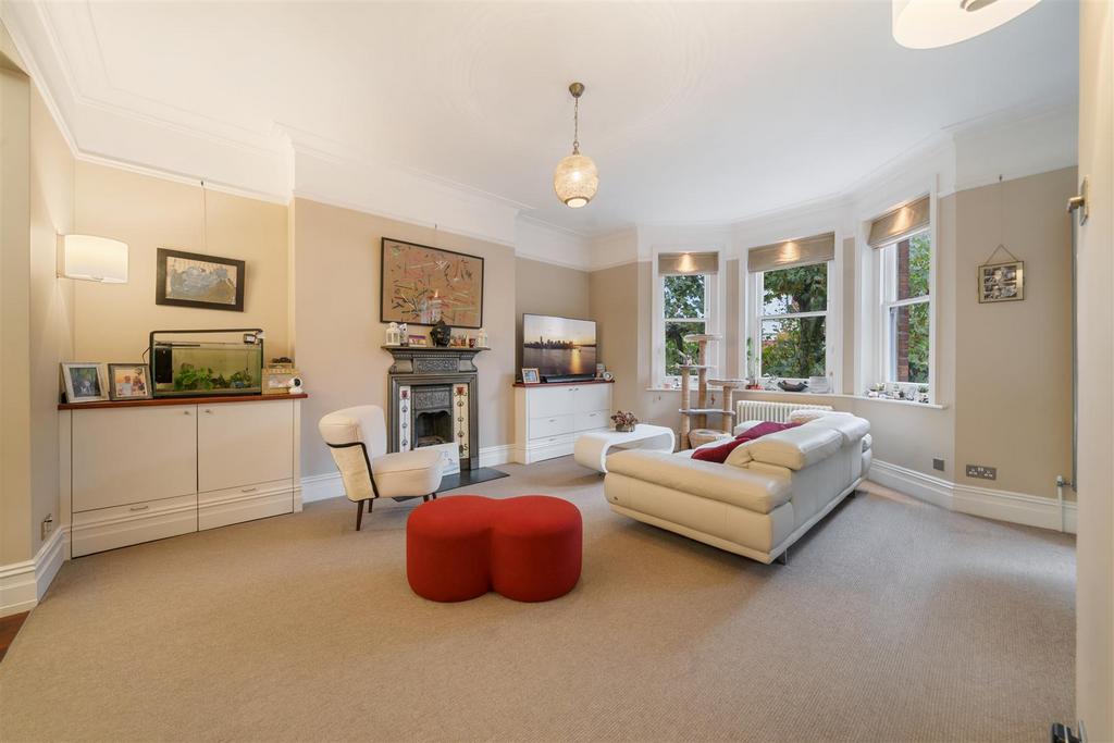 Flat 25, Castellain Mansions W9 1 HE-No Watermark-9