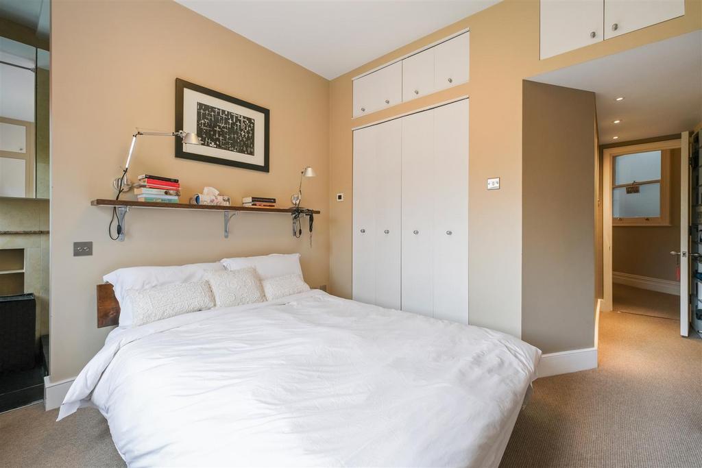 Flat 25, Castellain Mansions W9 1 HE-No Watermark-2
