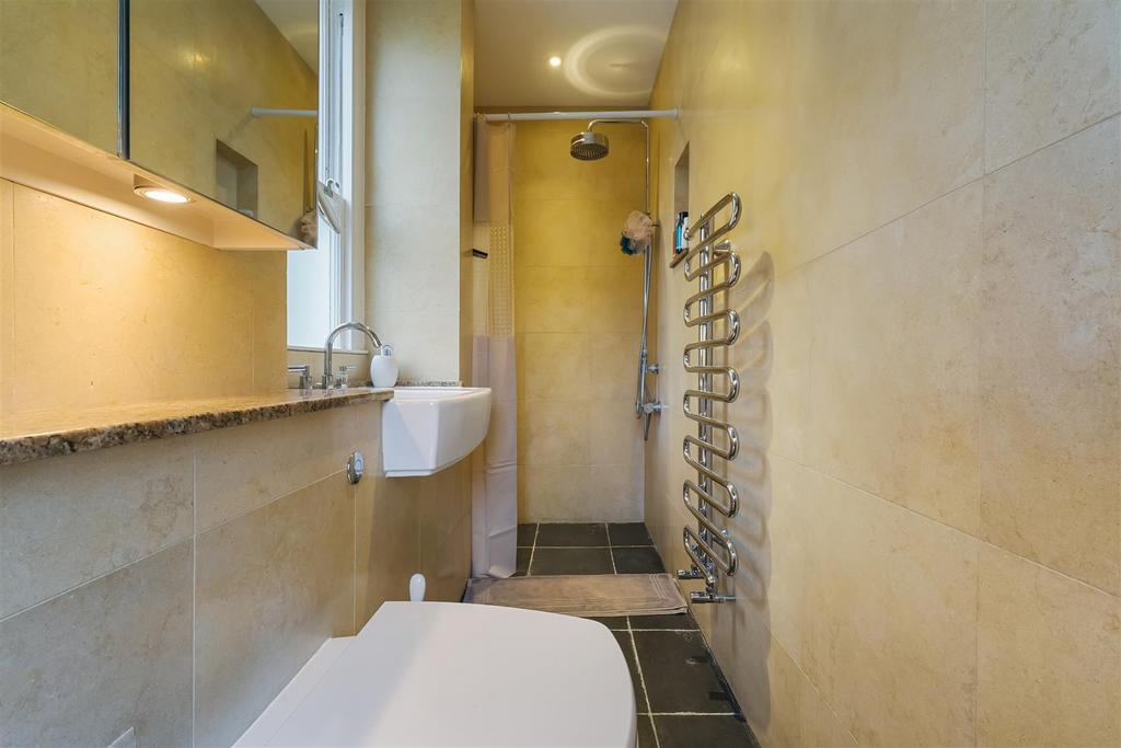 Flat 25, Castellain Mansions W9 1 HE-No Watermark-1