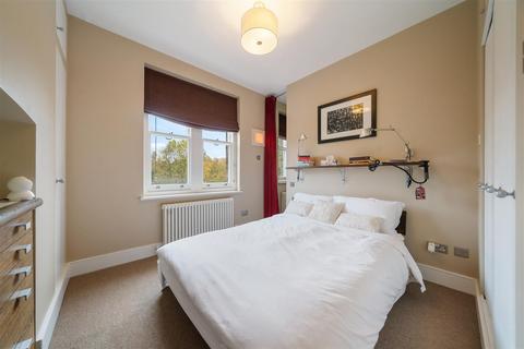 3 bedroom flat for sale, Castellain Mansions, Maida Vale, W9