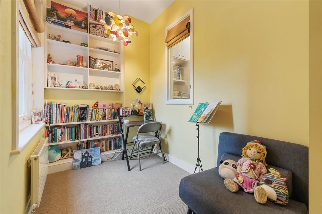 Flat 25, Castellain Mansions W9 1 HE-No Watermark-1