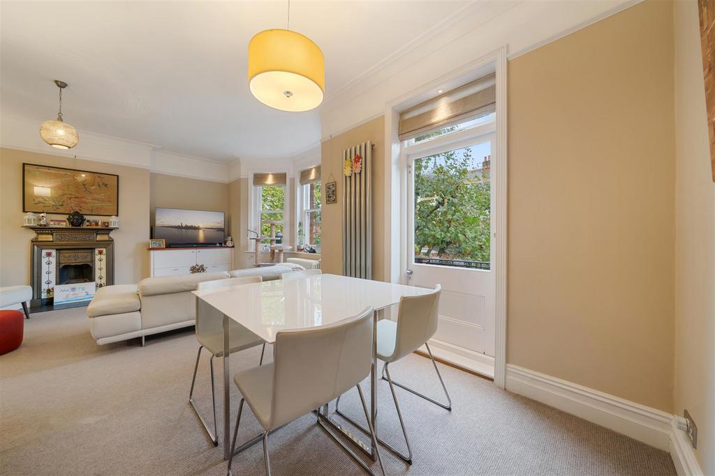 Flat 25, Castellain Mansions W9 1 HE-No Watermark-1