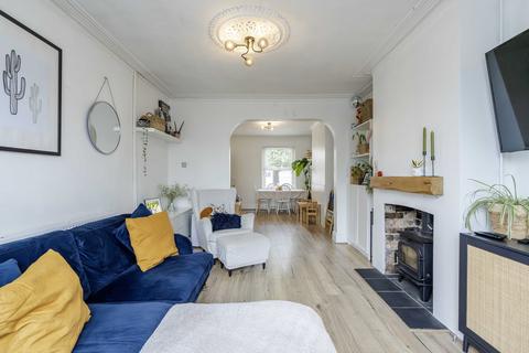 undefined, Bristol BS16