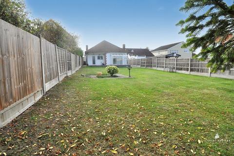 3 bedroom detached bungalow for sale, Hope Road, Benfleet