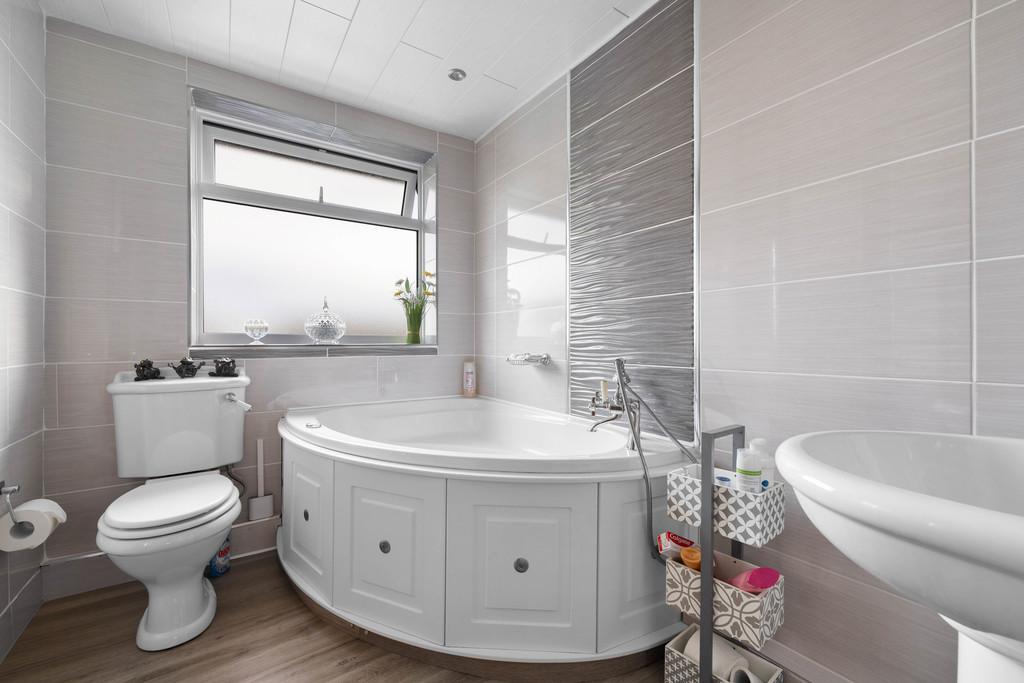 Swallow Fields, Holywel Road, Ewloe, CH53 BS14