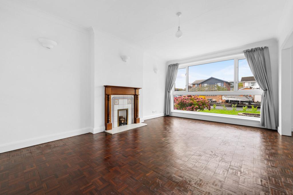 5 College Green, CH4 7 HG5