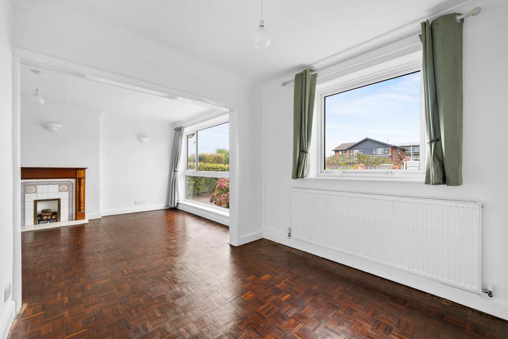 5 College Green, CH4 7 HG7