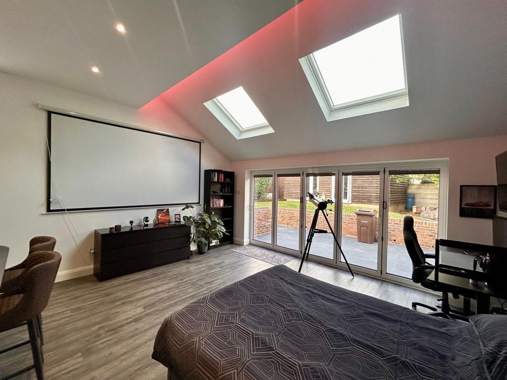 Studio Room/Bedroom 7