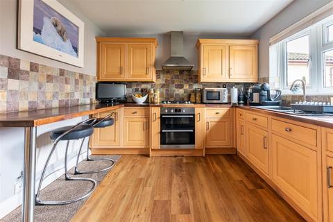 undefined, Manor Road, Saltford, Bristol