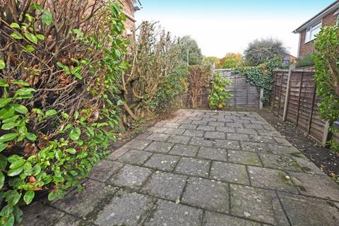 2 bedroom apartment for sale, Mostyn Road, Vinters Park