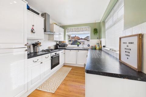 undefined, Belgrave Drive, Hull
