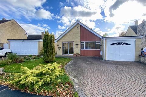 2 bedroom detached bungalow for sale, Sutton Park, Swindon SN26