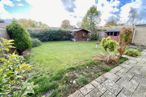 2 bedroom detached bungalow for sale, Sutton Park, Swindon SN26