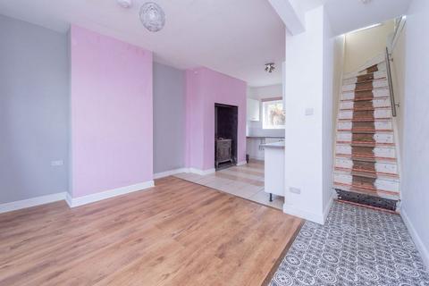 3 bedroom terraced house for sale, North Road, Llanymynech