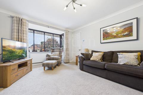 3 bedroom detached house for sale, Rhuddlan Way, Kidderminster, DY10 1YH