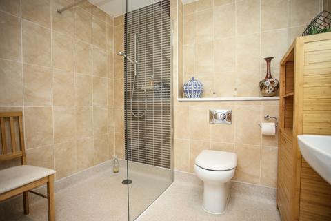 2 bedroom retirement property for sale, Nelstrop Road, Heaton Chapel, Stockport, SK4