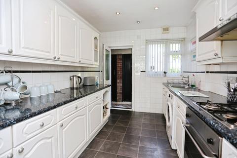 3 bedroom terraced house for sale, Carnforth Road, Heaton Chapel, Stockport, SK4