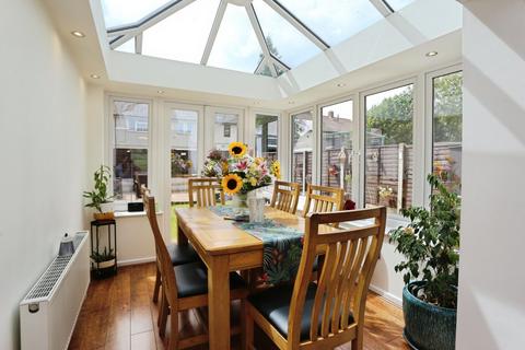 3 bedroom terraced house for sale, Holcombe Walk, Heaton Chapel, Stockport, SK4