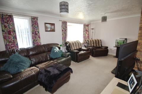 undefined, Knight Close, Deeping St James, PE6 8QN