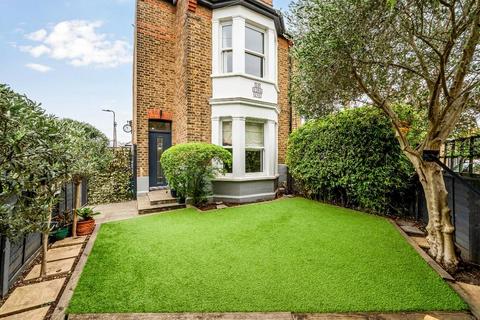 undefined, York Avenue, Hanwell, London, W7 3HY