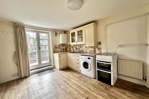 1 bedroom apartment to rent, Quay Street, Lymington, Hampshire, SO41