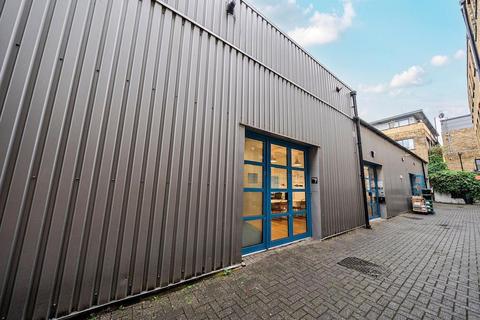 Industrial unit to rent, 24-28 Pritchards Rd London E2 9AP